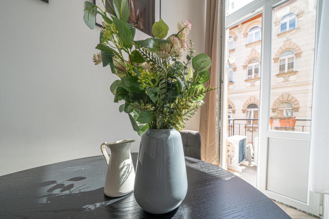 K33- Boutique Apartments, Best Location, by BQA Budapest Extérieur photo